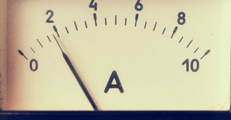 VARHOPE – “A” de Amperage no Clasp